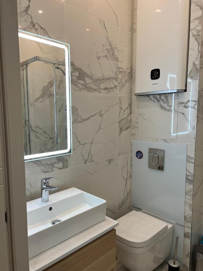 Newly Renovated Luxury Suite In The Center Of Канни Екстер'єр фото