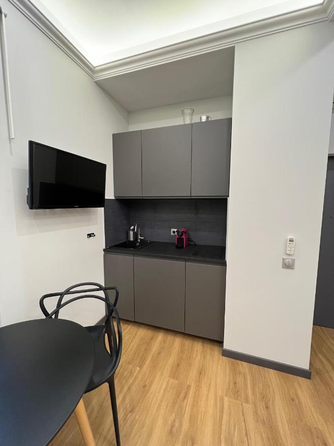 Newly Renovated Luxury Suite In The Center Of Канни Екстер'єр фото